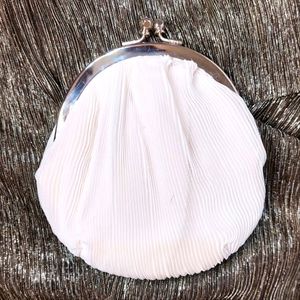 Vintage White Clutch Andre Cellini Purse Round Pearl Clutch w/ Shoulder Chain